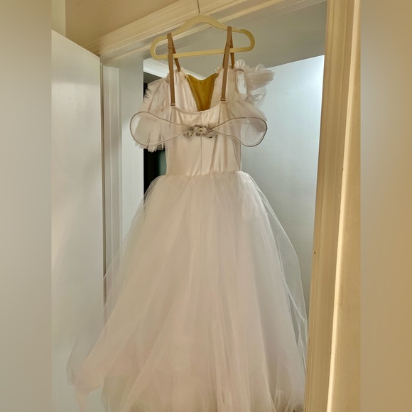 White romantic tutu - Picture 2 of 2